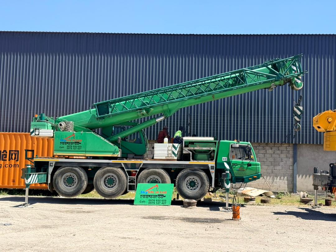 70 ton Crane